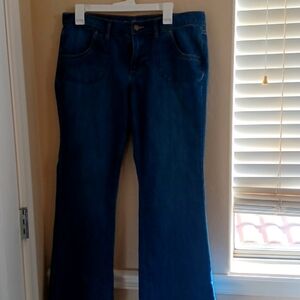 - Woman's  Jean's